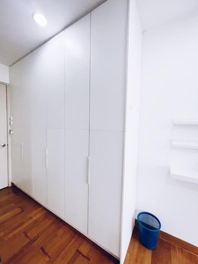 Connected Train 3 Bedrooms - Above Klgateway Mall 14 * Kuala Lumpur